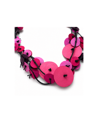 Berry Symphony Suede Necklace Classic elegance, vibrant modern charm.